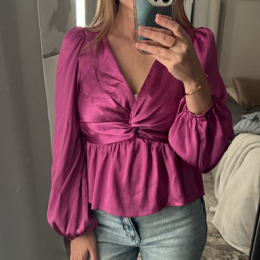 Elegant Magenta Pink Women's Top - Picture 6 of 12